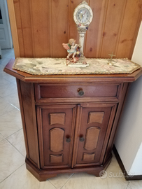 Mobiletto per ingresso