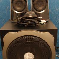 Altoparlanti Trust Tytan 2.1 con subwoofer