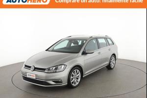VOLKSWAGEN Golf Variant UR82437