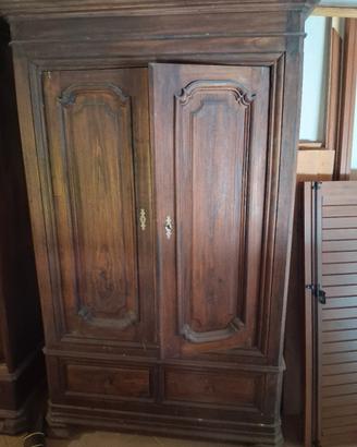 Armadio antico in legno massello 2 di 4