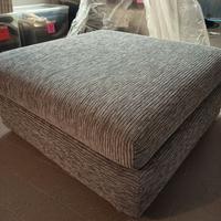 Pouff Grigio quadrato per divani