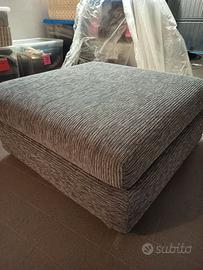 Pouff Grigio quadrato per divani