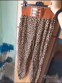 Pantaloni leopardati alla turca