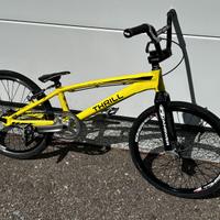 BMX race Thrill Expert XL con forcella in carbonio
