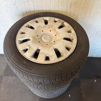 Cerchi originali vw in ferro con gomme invernali