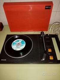 Giradischi portatile. 