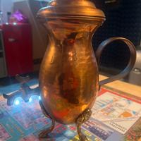 Contenitore dispenser