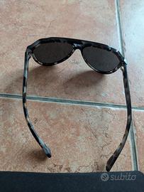 Occhiali da sole