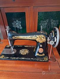Macchina da cucire vintage  Singer