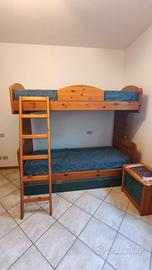 Letto a castello + comodino + scrivania  