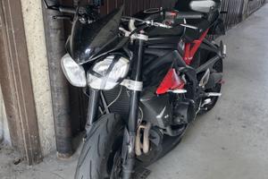 TRIUMPH STREET TRIPLE 675 R ABS