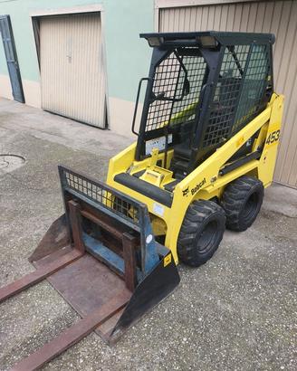 Minipala Bobcat 453 Con Benna E Forche