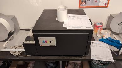 stampante per etichette a colori 