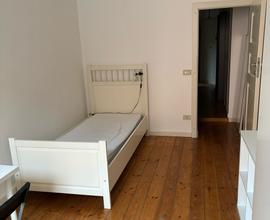 Stanza - studentesse - Ravenna centro