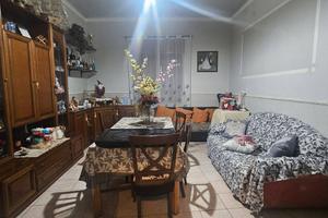 Semindipendente con box