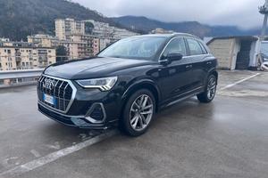 Audi Q3 40 2.0 tdi S line Quattro 200cv S-tronic