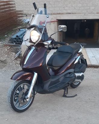 Piaggio Beverly 500