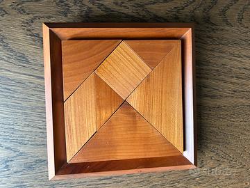 Tangram in legno