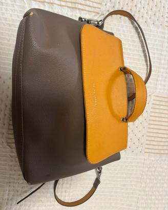Borsa campo marzio