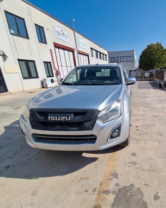isuzu dmax