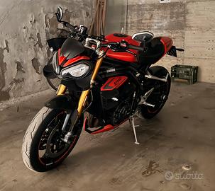 Speed triple 1200 rs