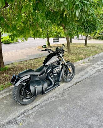 Harley-Davidson Sportster 883