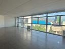 moderno-ufficio-con-cinque-stanze-e-terrazza