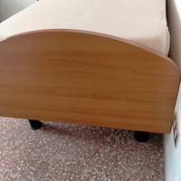 Letto singolo con struttura in ciliegio