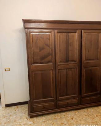 Armadio legno massello