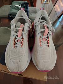 scarpe running Asics novablast 5 