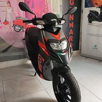 Aprilia SR 50 MT 2 TEMPI con miscelatore