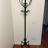 Attaccapanni in ferro battuto da terra