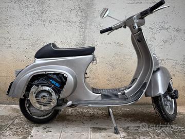 Piaggio Vespa 50 Special (V5B3)