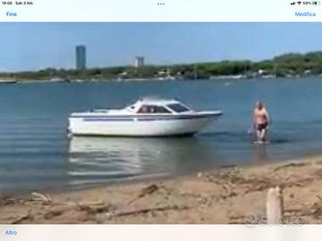 Barca pilotina  no motore