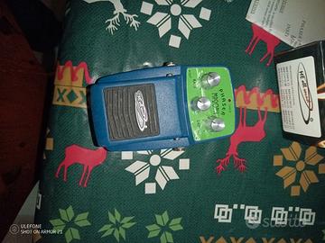 pedale  effetto Phaser per basso- chitarra- voce