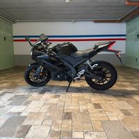 YZF R-125