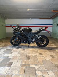 YZF R-125