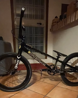 Bmx Staystrong V4 anno 2024 taglia Expert XL