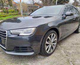 AUDI A4 4ª serie - 2016