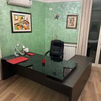 Scrivania per studio professionale