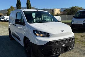 0452 NOLEGGIO FURGONE TOYOTA CITY NUOVO