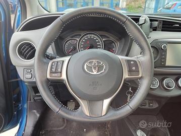 Volante TOYOTA YARIS del 2016