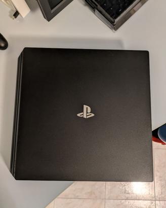 PlayStation 4 Pro 1Tb SSD + Scuf