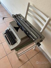 Macchina da scrivere