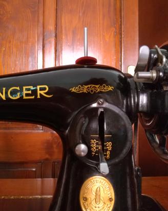 Macchina da cucire SINGER 1951
