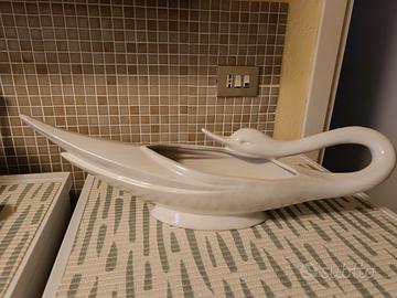 cigno in ceramica bianca Bassano