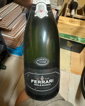 Ferrari perlè bianco