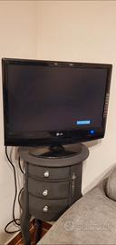 TV / Monitor LG Flatron – 20”