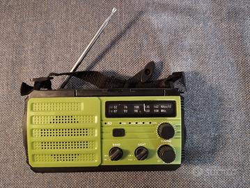 Radio multiuso o emergenza 