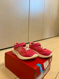 New balance taglia 23.5 per bambini 